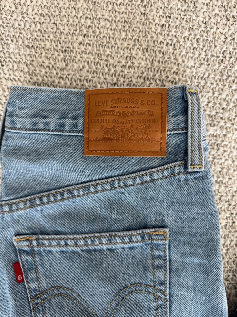 Levi’s Ribcage Wide Leg High-Rise Jeans - Picture 4 of 5